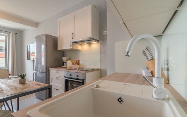 Luxurious Suites Elegance