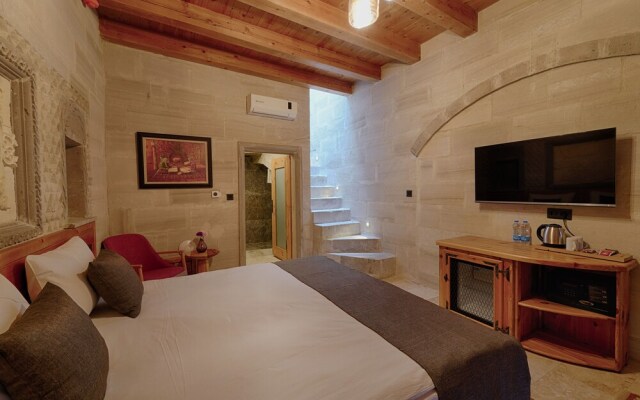 Concept Cave Suites