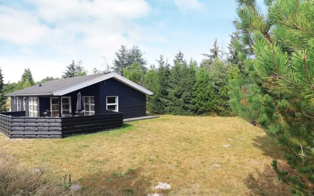 8 Person Holiday Home in Albaek-by Traum