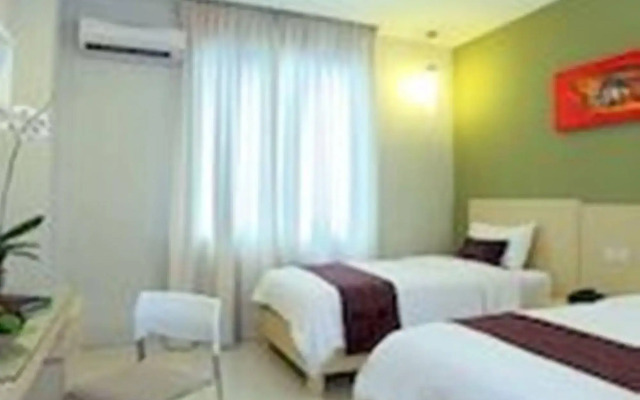 Lombok Plaza Hotel & Convention