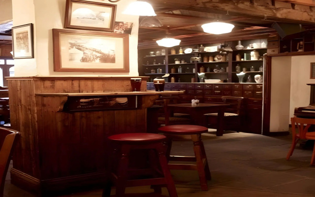 Celtic Lodge Guesthouse - Restaurant & Bar