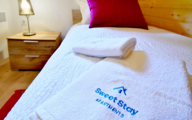 Sweet Stay Forest House