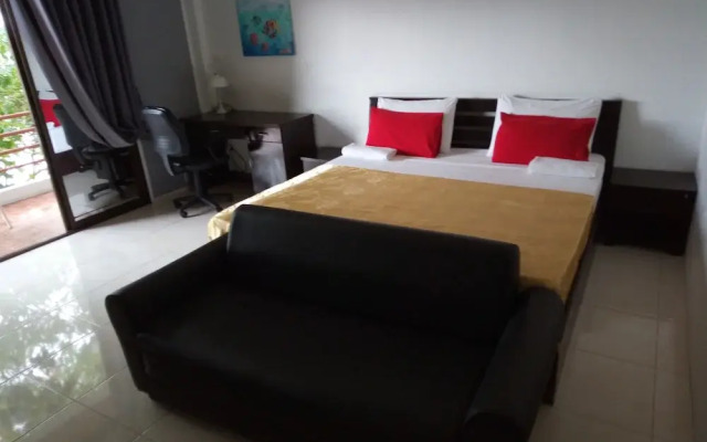 Room 4 Smart Travelers Rawai