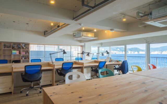 uzuhouse - Hostel