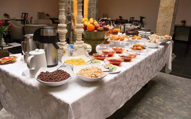 Convento da Serta Hotel