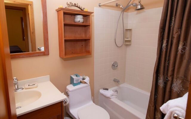 Kettlebrook - 2 Br Condo