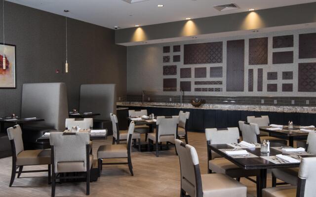 Holiday Inn & Suites Philadelphia W - Drexel Hill by IHG