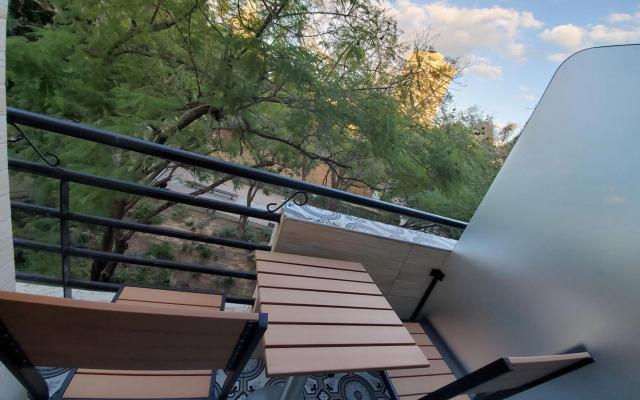 King's Rooftop Studios