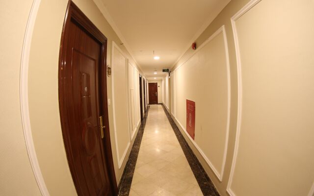 Golden Manafea Hotel