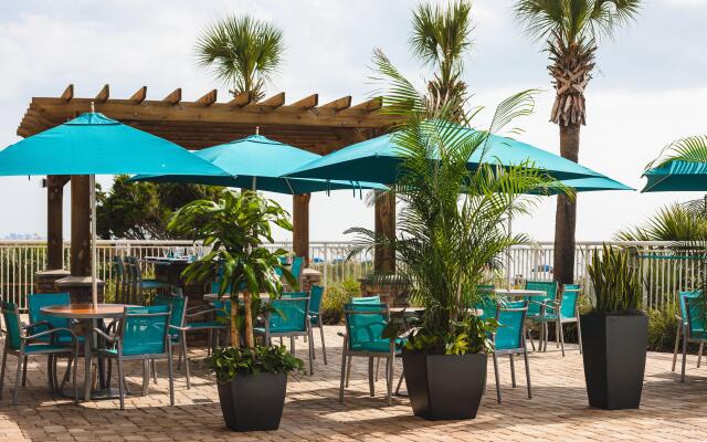 Holiday Inn Resort Oceanfront at Surfside Beach, an IHG Hotel