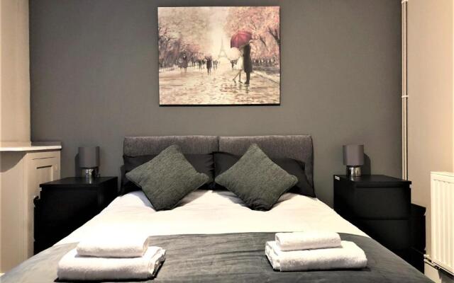 Eclipse Apartment No 1