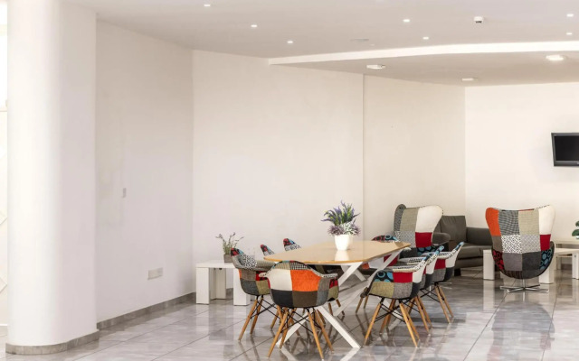 Papantonia Hotel Apartments
