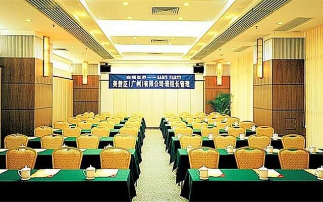 Pearl Garden Hotel
