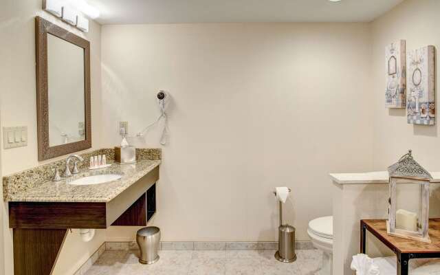 Days Hotel by Wyndham Toms River Jersey Shore