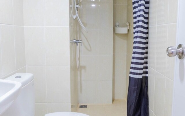 Convenient and Luxurious 2BR Apartment at  M-Town Residence