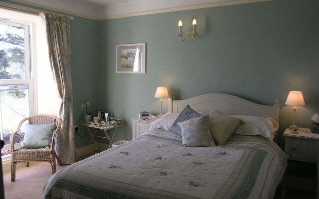 Summer Hill Country House
