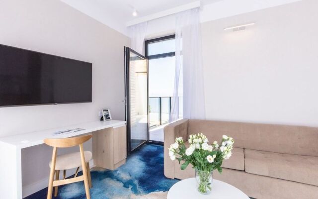 Boulevard Residence by Zdrojowa