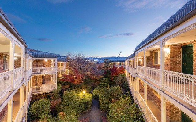 Adina Serviced Apartments Canberra Kingston