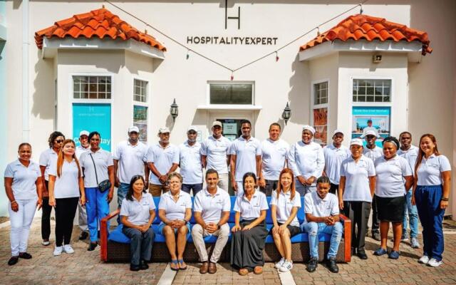 Hospitality Expert E22 Beach front Pool & Chef