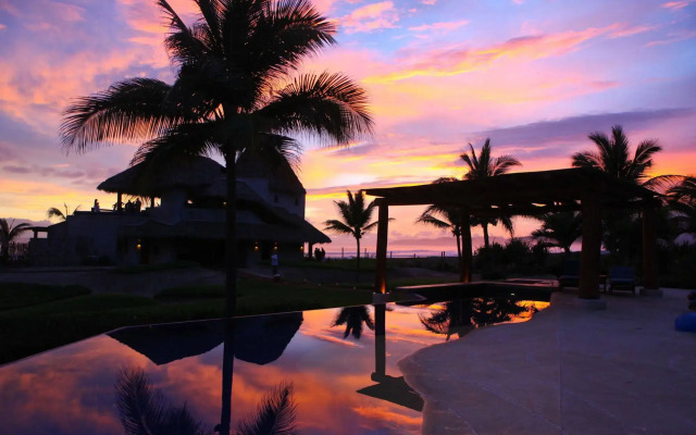 Las Palmas Luxury Villas