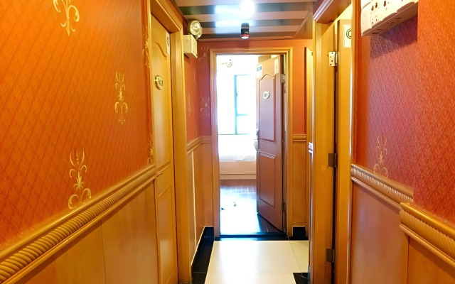 Venetian Hostel