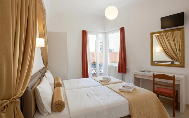 Metropolis Hotel
