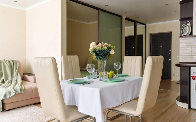 Апартаменты на улице Селезнёва 4/13к2