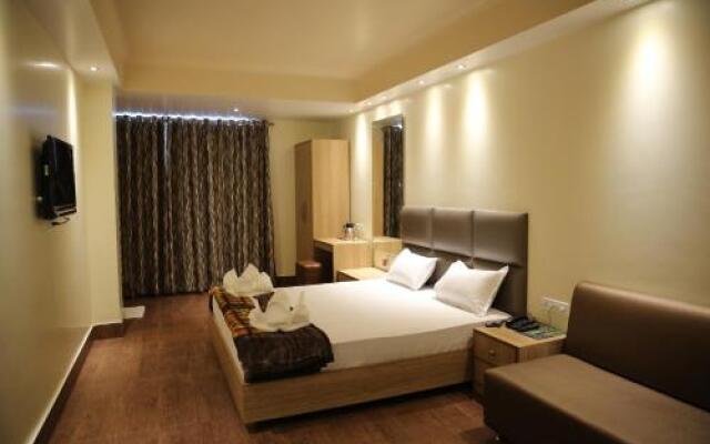 Mayur Residency Hotel
