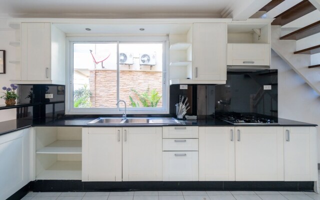 Kamala Beach Front Villas