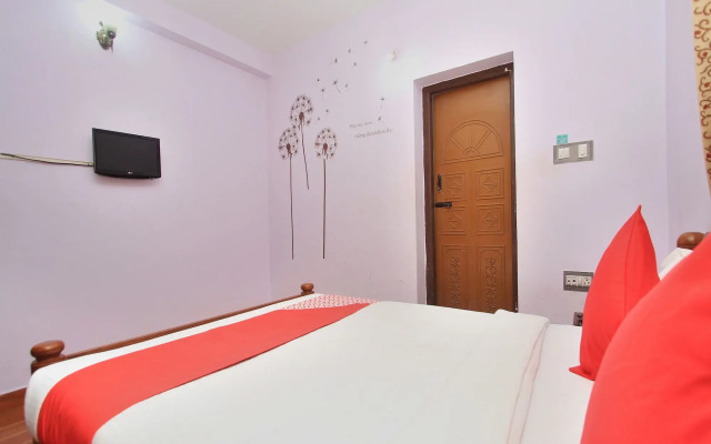 OYO 13597 Travel Stay Residency