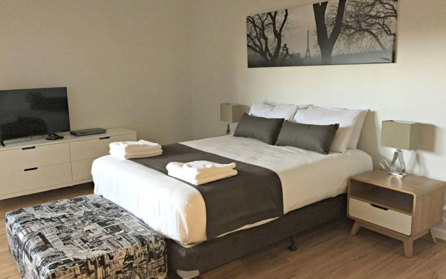 Specialty Accommodation – Adelaide Dress Circle Apartments