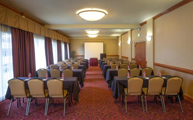 Red Lion Hotel & Conference Center - Seattle/Renton