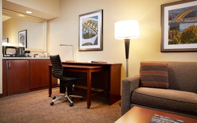 DoubleTree Suites by Hilton Hotel Cincinnati - Blue Ash