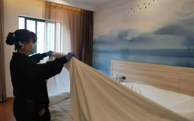 seaman hotel