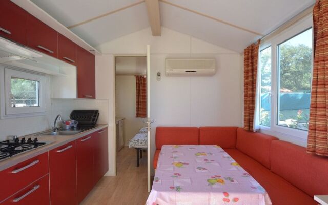 Flores Mobile Home