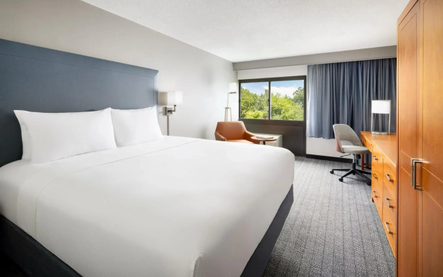Courtyard by Marriott Montvale