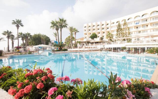 The Golden Coast Beach Hotel