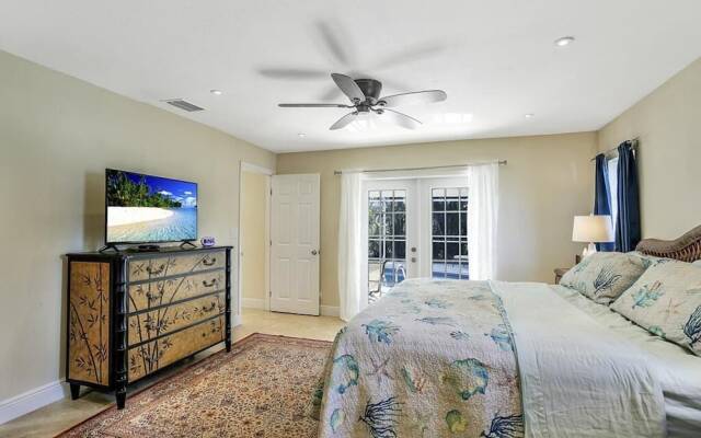 Sand Hill St. 318 Marco Island Vacation Rental  3 Bedroom Home by RedAwning