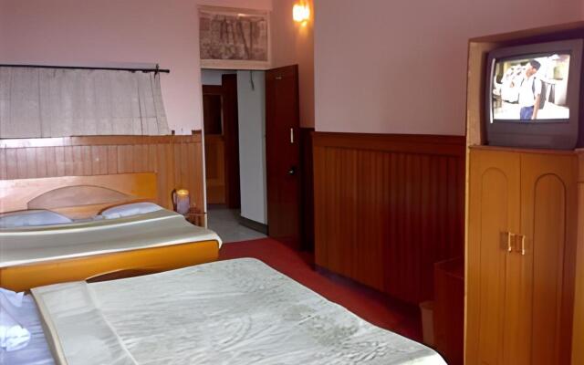 Hotel Sansar
