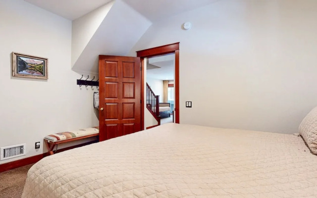 Timbers #2 4 Bedroom Townhouse