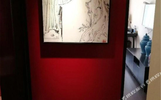 Yanqihu Holiday Hotel