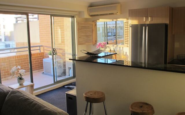 Sleek apartment Unit 87