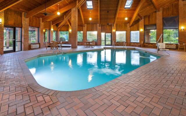 Baymont by Wyndham LaGrange