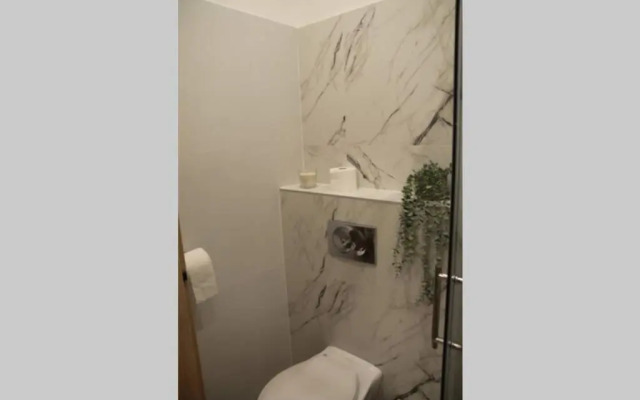 Beautiful studio right in the center