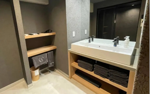 Sakura Cross Inn & Sauna Ishigaki