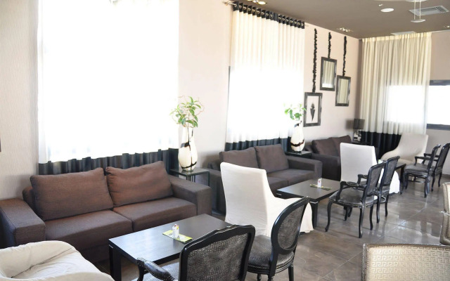 Gallery Art Hotel