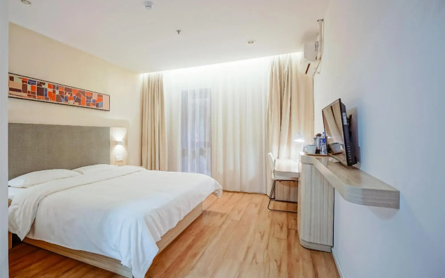 HanTing Hotel (Nanjing Olympic Sports Center North Gate)