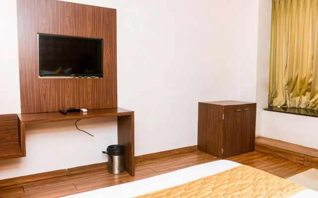 Hotel BKC Inn - Near Trade Center, Visa Consulate