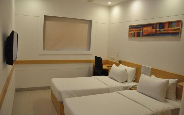 Red Fox Hotel Chandigarh