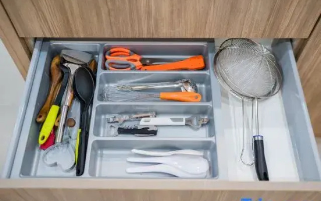 Hollywood Pool Villa Pattaya walking street 2km